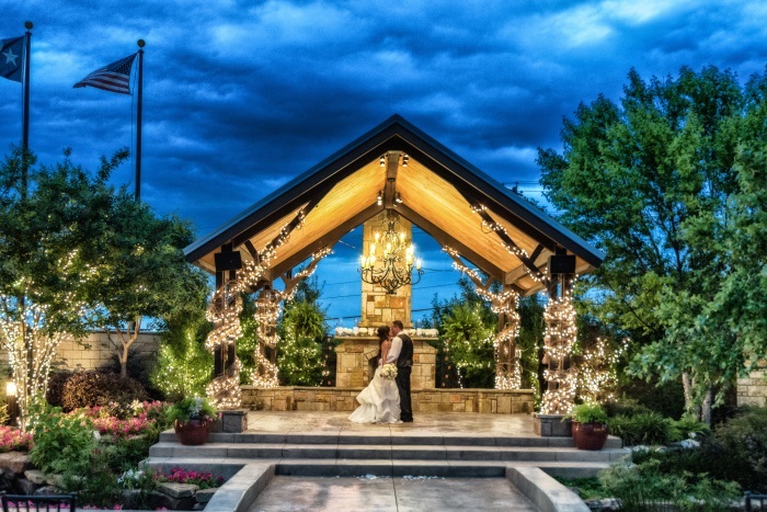 Wedding couple at Ruthe Jackson Center